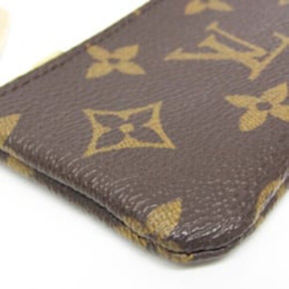Louis Vuitton Monogram Key Pouch M62650 - Picture 4 of 6